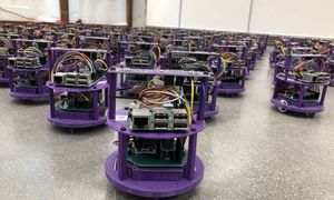 100 Roboter beim Test an der Northwestern University (Foto: northwestern.edu)