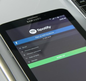 Spotify: App ermöglicht Partnern Live-Funktionalitäten (Foto: pixabay.com, PhotoMIX-Company)