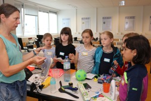 Kinder der Volksschule Marktgasse kamen für Workshops an die FH Technikum Wien (Foto: FHTW)