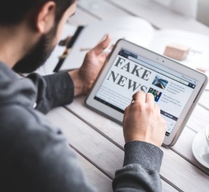 Fake News: Mehrheit der Deutschen ignoriert Kreml-Märchen (Foto: pixabay.com, memyselfaneye)