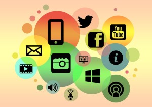 Social Web: Facebook, Twitter und Co 2022 in der Kritik (Bild: pixabay.com, geralt)