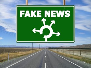 Fake News: Suche nach der Wahrheit zahlt sich aus (Foto: pixabay.com, John Iglar)