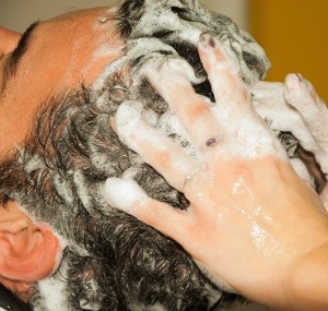 Haarwaschmittel schadet womöglich dem Hirn (Foto: pixabay.com, jacqueline macou)