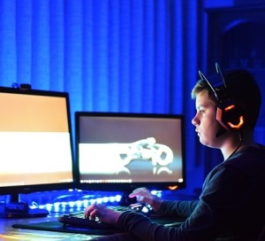 Gamer können im Webshop Geld beim Fanartikel-Kauf sparen (Foto: pixabay.com, Bob)