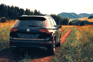 VW Tiguan ist einer der Bestseller (Foto: Denis Volkov/Unsplash)