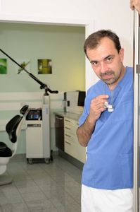 Top-Implantologe DDr. Gerald Jahl